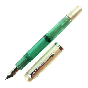 Pluma Noodler's Konrad Flex 1820 Essex